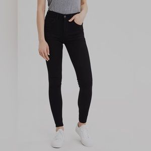AE Next Level High Waisted Jeggings - Size 2 Short